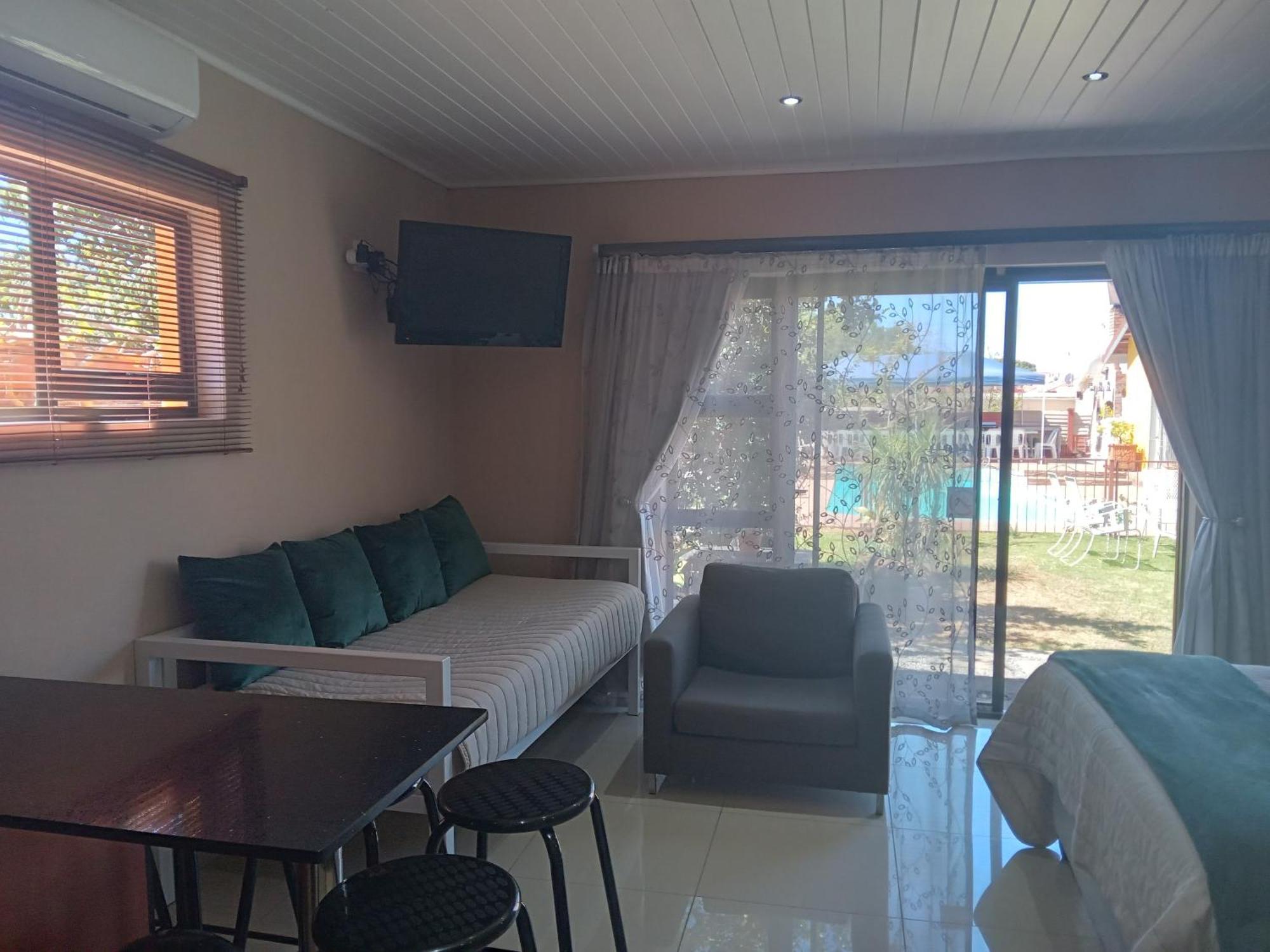 Sonhos Dreams Self Catering Garden Cottages Bloemfontein Bilik gambar